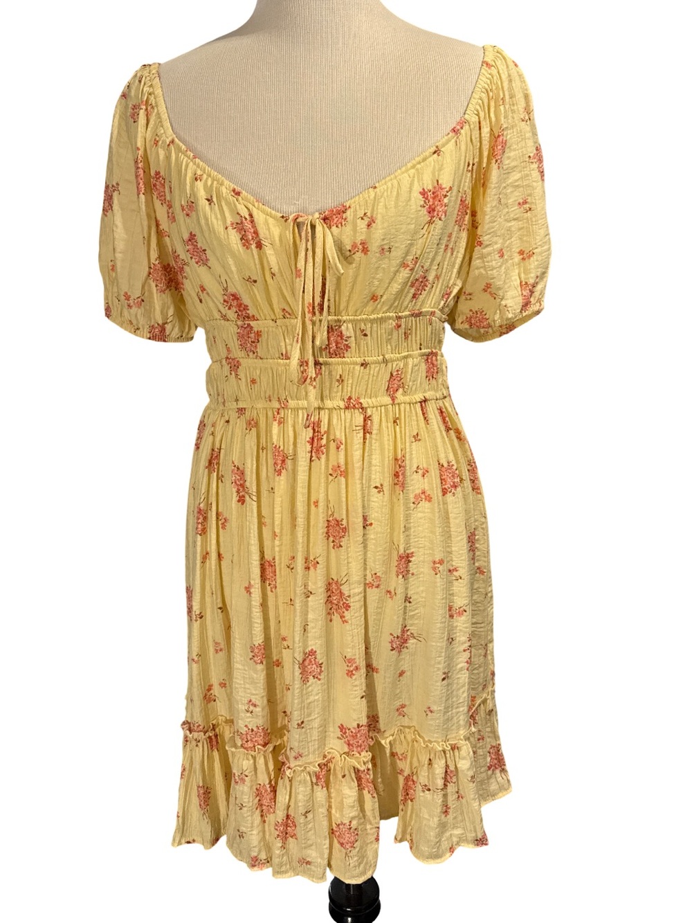 4/$30 bailey blue Yellow Floral Tie-Front Mini Dress size large